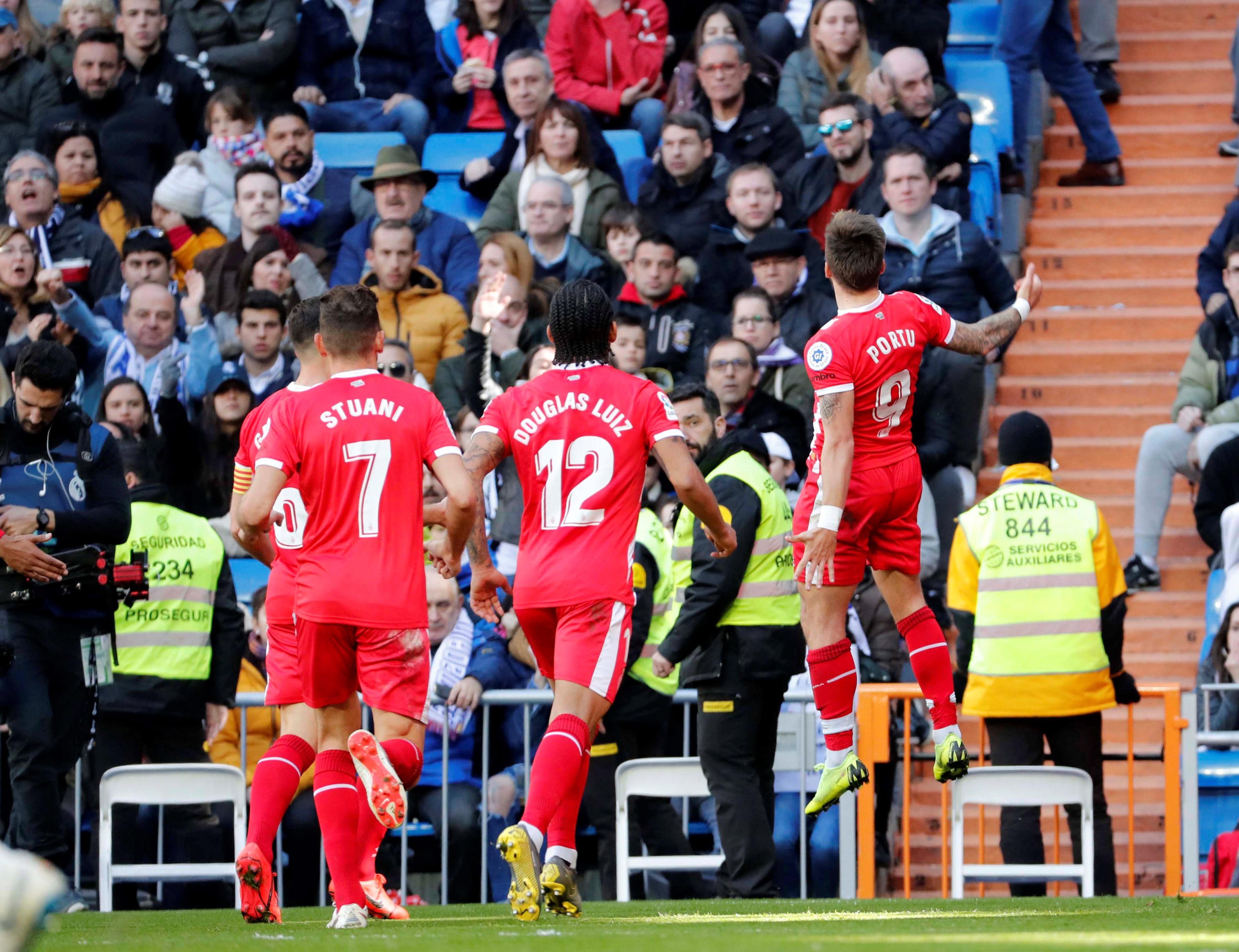 在特谢拉停 在特谢拉停